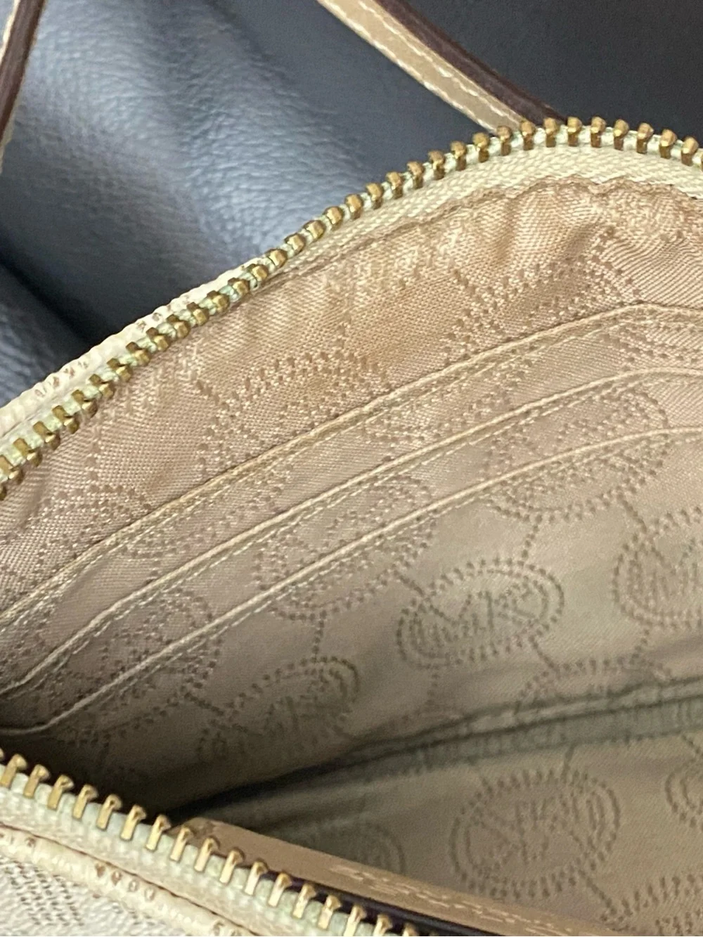 Michael Kors Wristlet